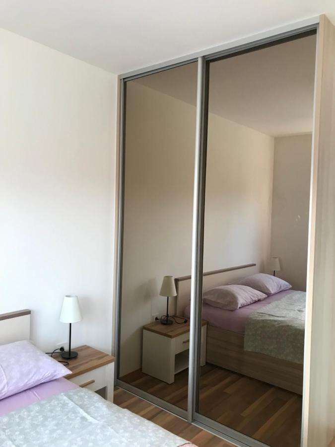 Apartmani Matea Cres Bagian luar foto